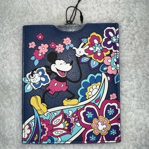 NWT Disney Vera Bradley RFID Passport Wallet